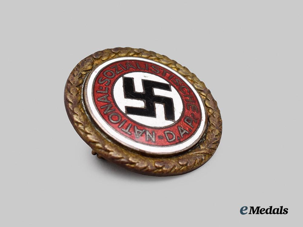 germany,_n_s_d_a_p._a_golden_party_badge_to_s_s_member_fritz_bleicher,_by_deschler&_sohn___m_n_c2763