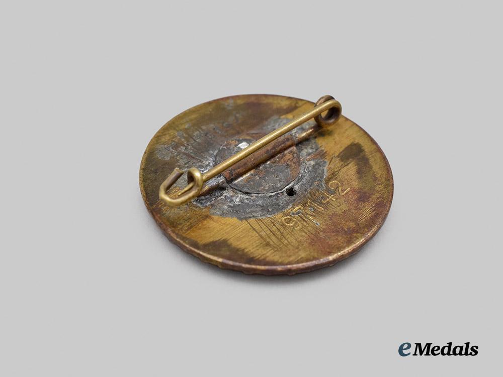 germany,_n_s_d_a_p._a_golden_party_badge_to_s_s_member_fritz_bleicher,_by_deschler&_sohn___m_n_c2765