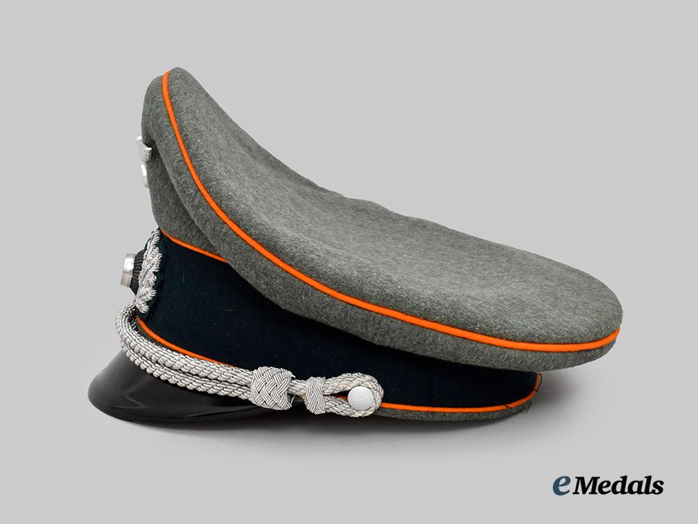 germany,_heer._a_rare_gendarmerie_officer’s_visor_cap,_by_breiter___m_n_c2808