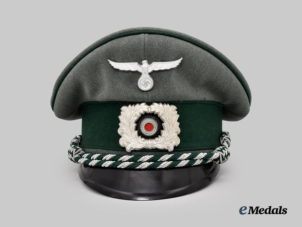 germany,_third_reich._a_land_customs_official’s_visor_cap___m_n_c2817