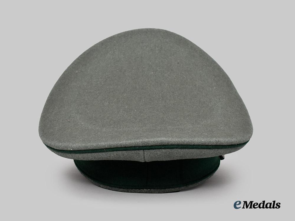 germany,_third_reich._a_land_customs_official’s_visor_cap___m_n_c2823