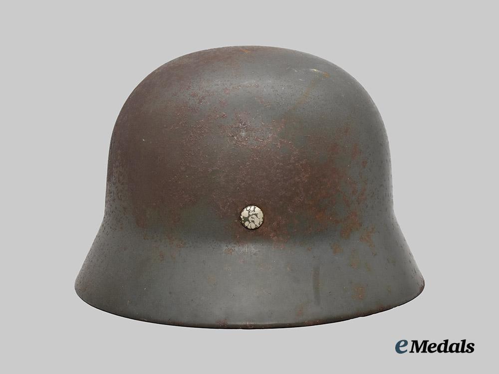 germany,_heer._an_m35_stahlhelm,_double_decal_version,_by_sächsische_emailler-und_stanzewerke___m_n_c2852