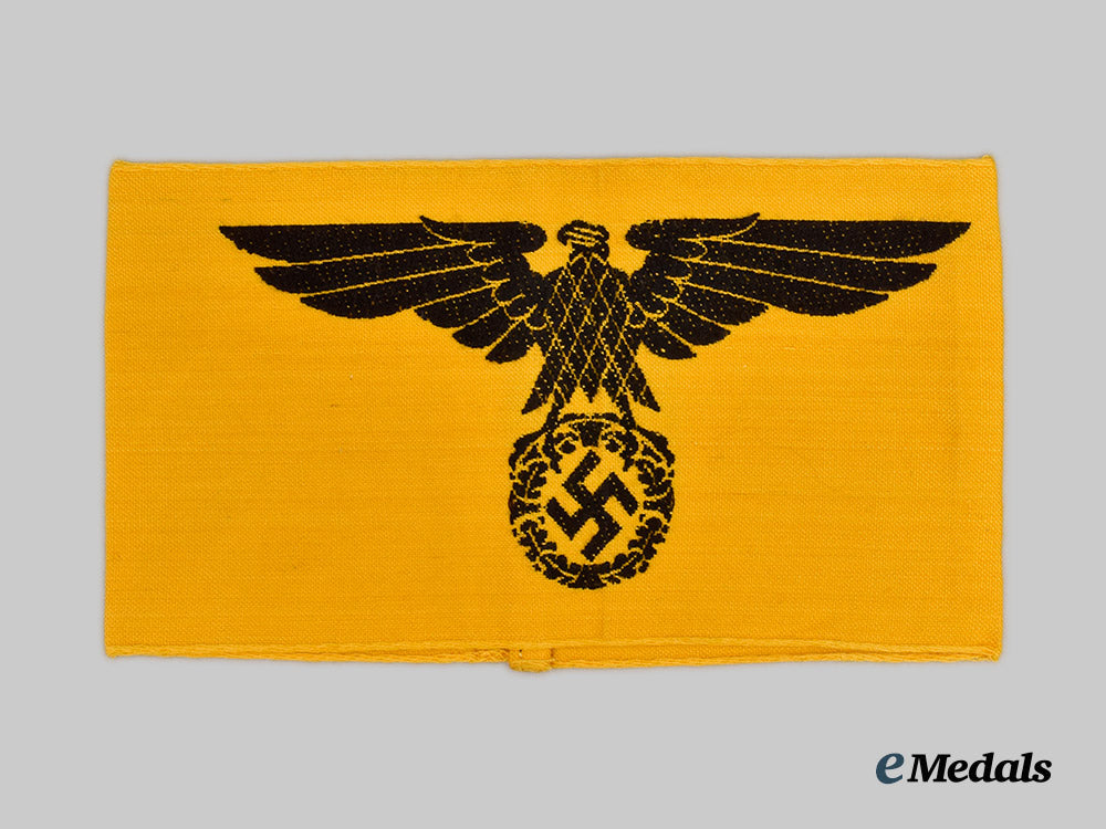 germany,_third_reich._a_mixed_lot_of_insignia___m_n_c2866