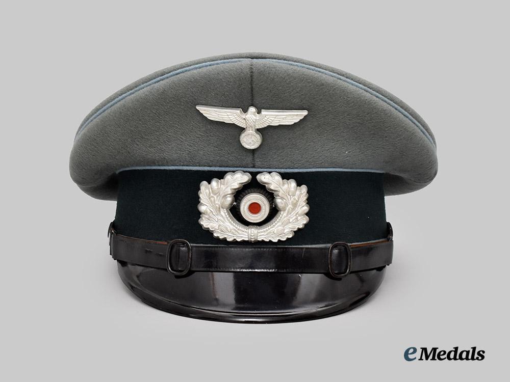 germany,_heer._a_transport_and_supply_troops_e_m/_n_c_o’s_visor_cap,_owner-_attributed_example,_by_peküro___m_n_c2881