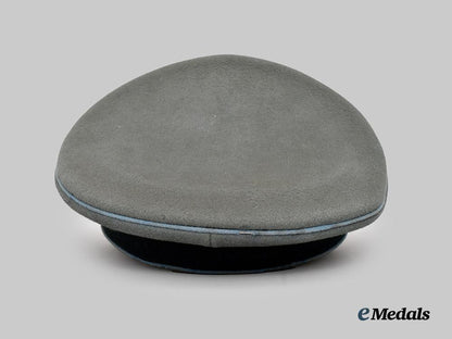 germany,_heer._a_transport_and_supply_troops_e_m/_n_c_o’s_visor_cap,_owner-_attributed_example,_by_peküro___m_n_c2887