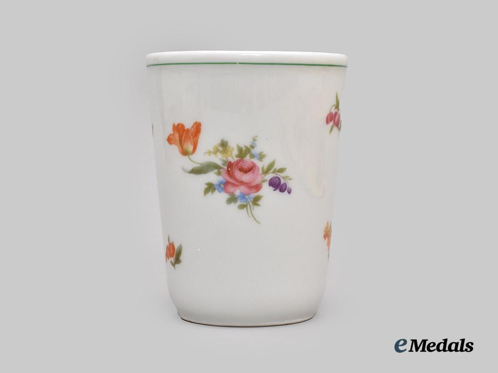 germany,_d_a_f._a_floral_mess_hall_cup,_by_rosenthal_porcelain___m_n_c2896