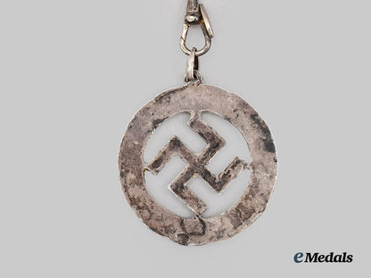 germany,_n_s_d_a_p._a_patriotic_swastika_necklace___m_n_c2921