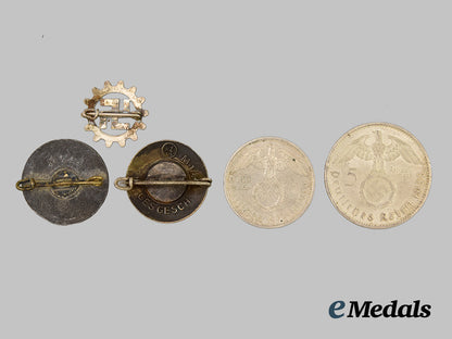 germany,_third_reich._a_mixed_lot_of_badges_and_coins___m_n_c2957