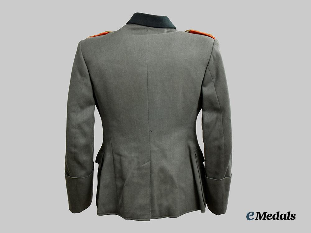 germany,_heer._a_rare_service_tunic_for_a_decorated_general_der_infanterie___m_n_c2957