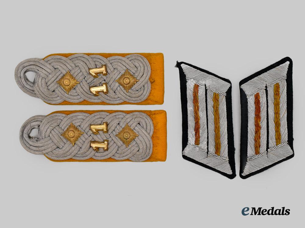 germany,_heer._a_set_of_cavalry/_reconnaissance_oberst_rank_insignia___m_n_c2964