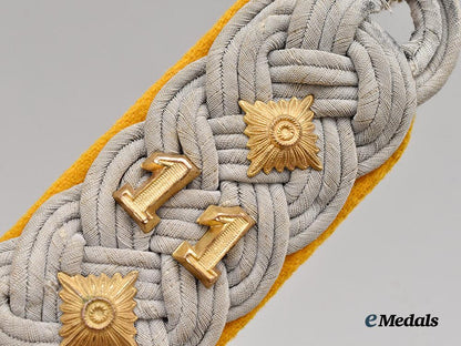 germany,_heer._a_set_of_cavalry/_reconnaissance_oberst_rank_insignia___m_n_c2966