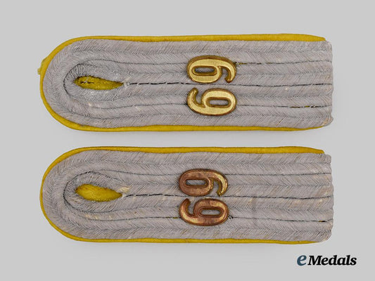 germany,_heer._a_set_of_signals_leutnant_shoulder_boards___m_n_c2969