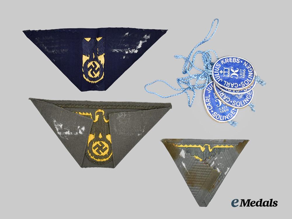 germany,_wehrmacht._a_mixed_lot_of_insignia___m_n_c2976