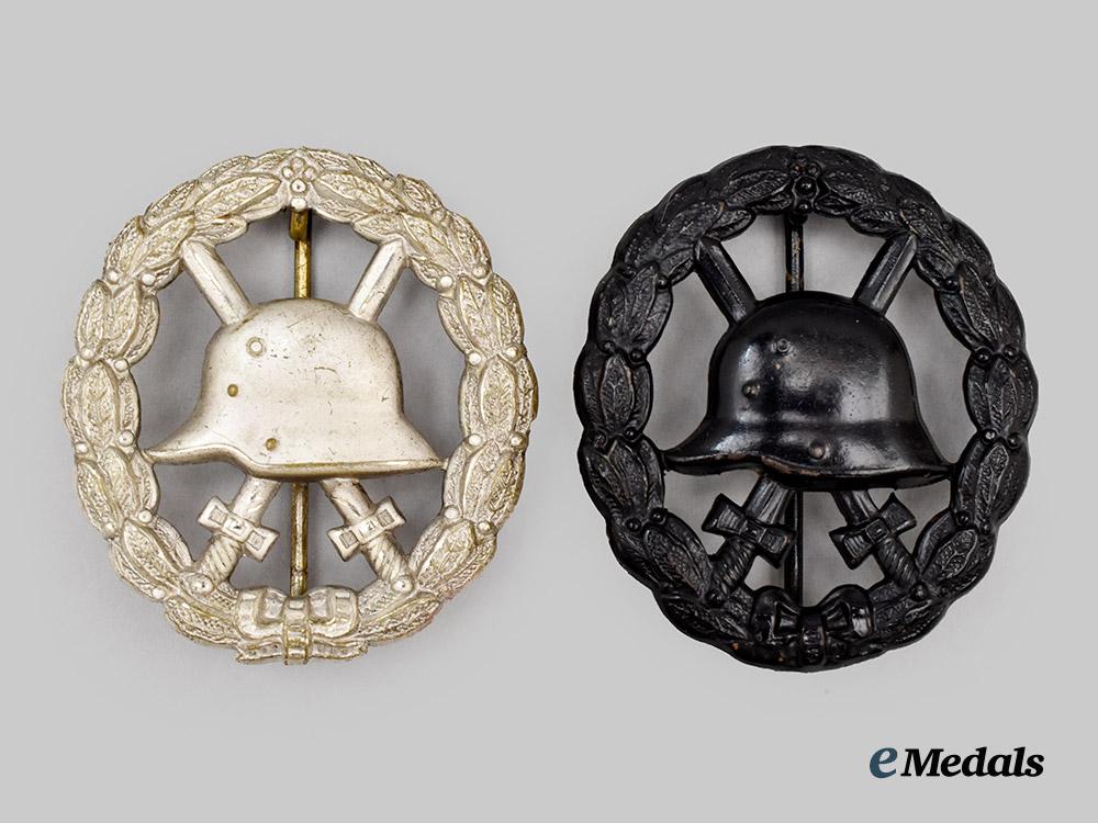 germany,_imperial._a_pair_of_wound_badges,_cut-_out_versions___m_n_c2977