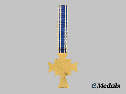 germany,_third_reich._an_honour_cross_of_the_german_mother,_gold_grade_with_case,_by_c._f._zimmermann___m_n_c2978
