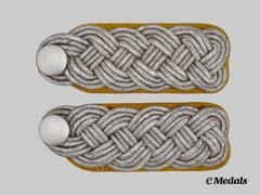 Germany, Luftwaffe. A Set of Flight Personnel Major Shoulder Boards