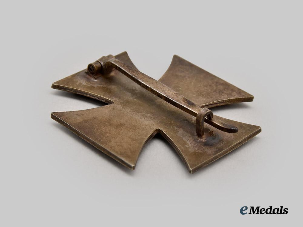 germany,_wehrmacht._a1939_iron_cross_i_class,_with_case,_by_rudolf_souval___m_n_c3013