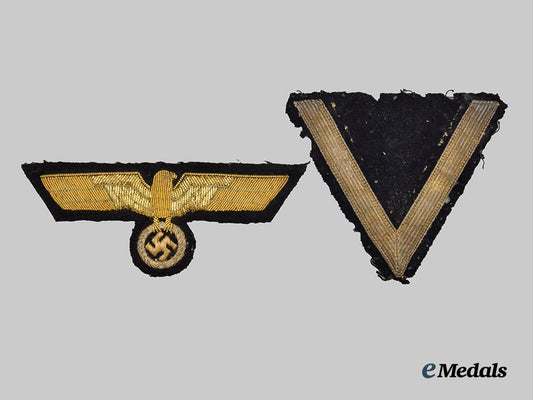 germany,_kriegsmarine._a_pair_of_uniform_insignia___m_n_c3019