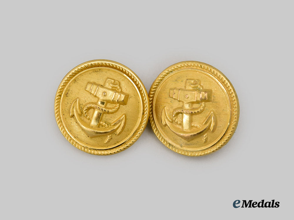 germany,_kriegsmarine._a_lot_of_awards_and_accessories_to_a_kriegsmarine_sailor_in_the_mediterranean_theatre___m_n_c3090