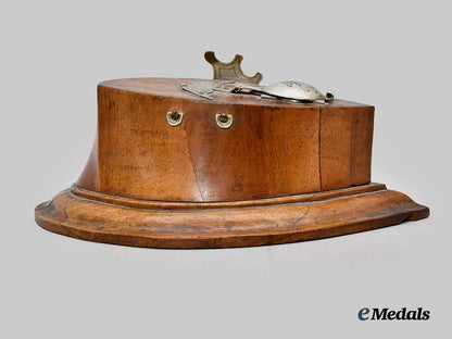 united_kingdom._a_royal_flying_corps_trench_art_inkwell___m_n_c3103