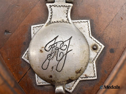 united_kingdom._a_royal_flying_corps_trench_art_inkwell___m_n_c3106