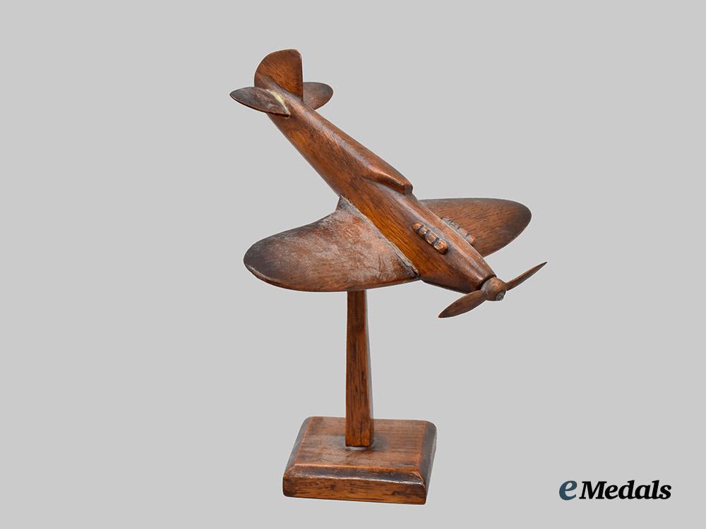 germany,_wehrmacht._a_trench_art_model_spitfire_hand-_carved_by_a_german_p_o_w___m_n_c3111