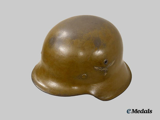 germany,_luftwaffe._an_m42_stahlhelm,_field-_modified_for_the_mediterranean_theatre___m_n_c3127
