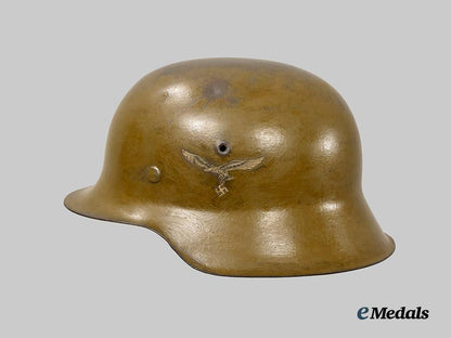 germany,_luftwaffe._an_m42_stahlhelm,_field-_modified_for_the_mediterranean_theatre___m_n_c3130