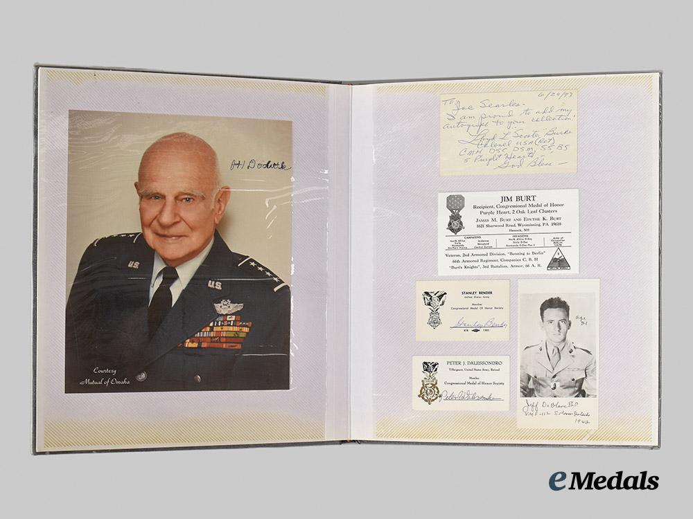 united_states._a_scrapbook_of_congressional_medal_of_honour_recipients'_signatures___m_n_c3131