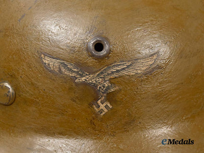 germany,_luftwaffe._an_m42_stahlhelm,_field-_modified_for_the_mediterranean_theatre___m_n_c3132