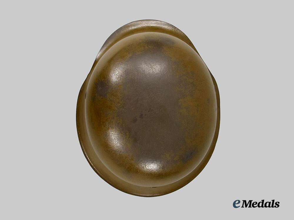 germany,_luftwaffe._an_m42_stahlhelm,_field-_modified_for_the_mediterranean_theatre___m_n_c3133
