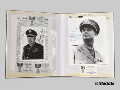 united_states._a_scrapbook_of_congressional_medal_of_honour_recipients'_signatures___m_n_c3134