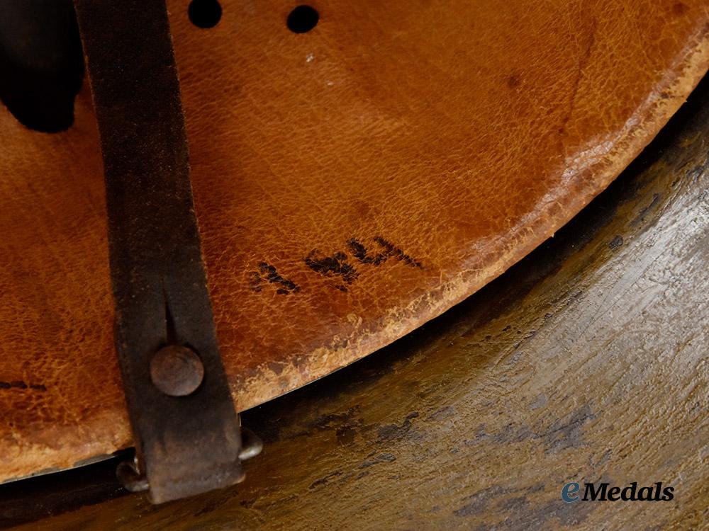 germany,_luftwaffe._an_m42_stahlhelm,_field-_modified_for_the_mediterranean_theatre___m_n_c3135