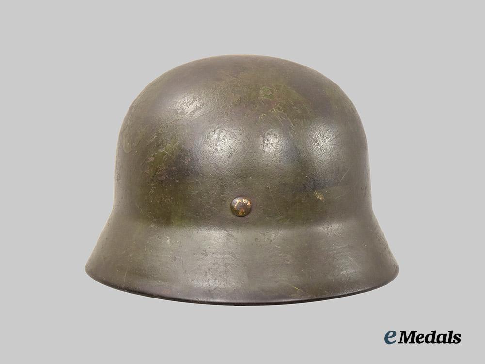 germany,_luftwaffe._an_m40_stahlhelm,_owner-_attributed_single_decal_version,_by_eisenhüttenwerke_thale___m_n_c3152