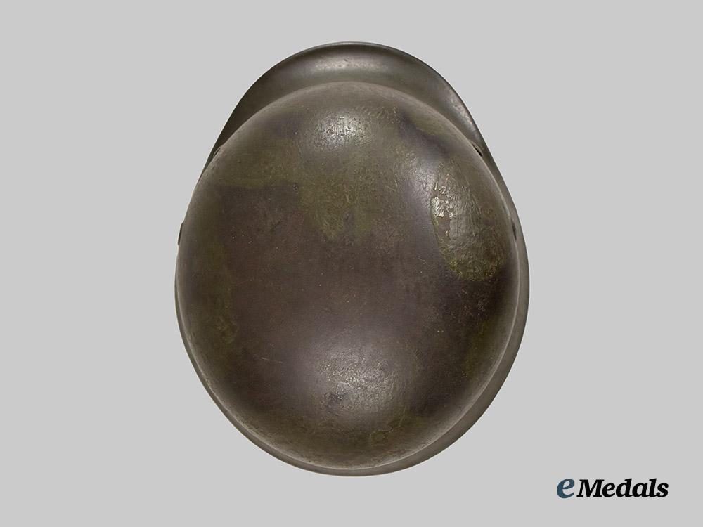 germany,_luftwaffe._an_m40_stahlhelm,_owner-_attributed_single_decal_version,_by_eisenhüttenwerke_thale___m_n_c3156