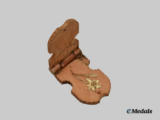germany,_wehrmacht._a_trench_art_edelweiss_memento___m_n_c3169