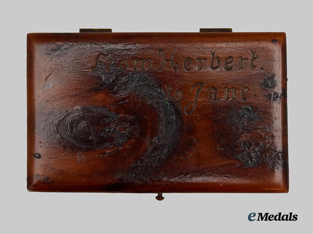 germany,_imperial._a_first_world_war_dedicated_trench_art_box_carved_by_a_german_p_o_w_in_bermuda___m_n_c3171