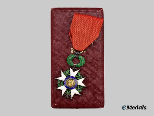 france,_fourth_republic._an_order_of_the_legion_of_honour,_knight_in_case,_by_bertrand___m_n_c3271
