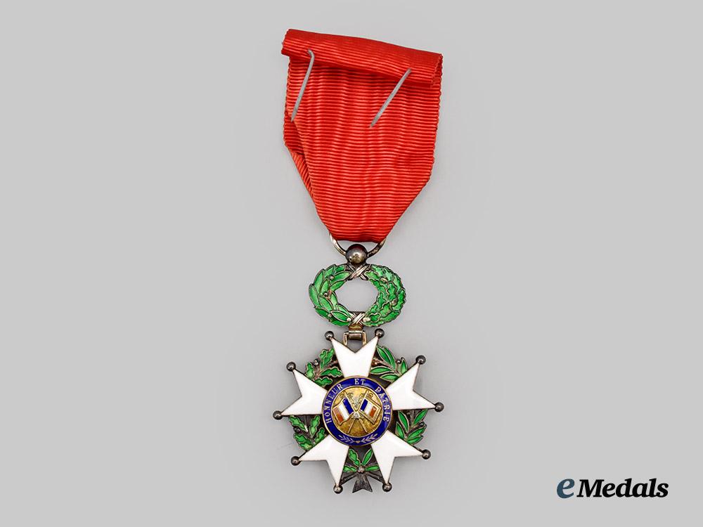 france,_fourth_republic._an_order_of_the_legion_of_honour,_knight_in_case,_by_bertrand___m_n_c3275