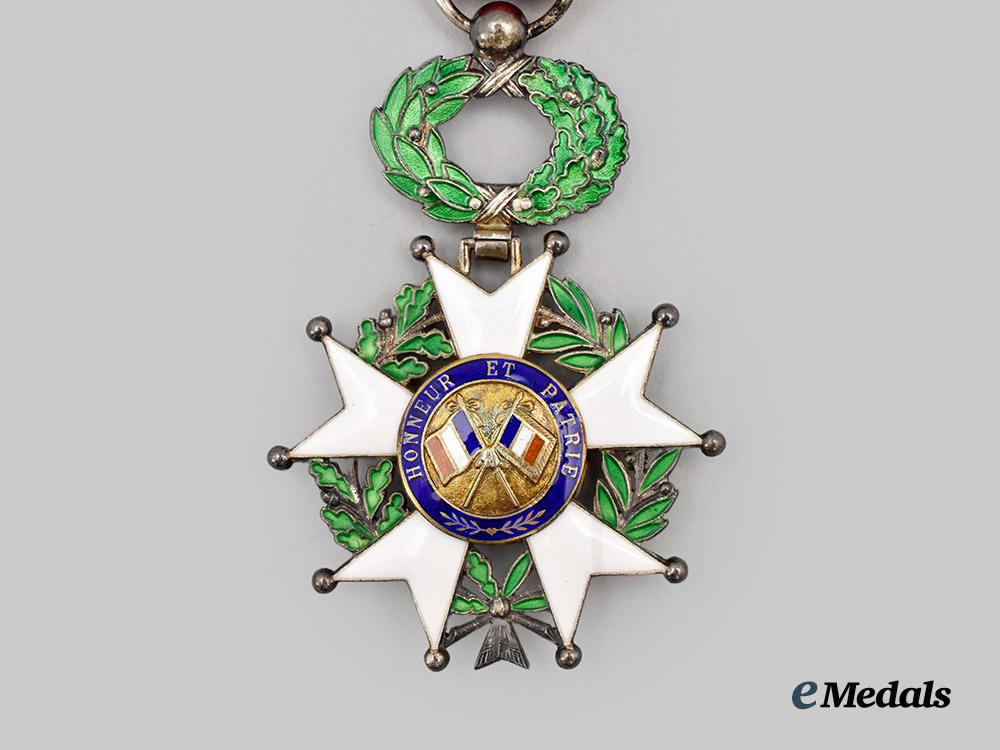 france,_fourth_republic._an_order_of_the_legion_of_honour,_knight_in_case,_by_bertrand___m_n_c3276