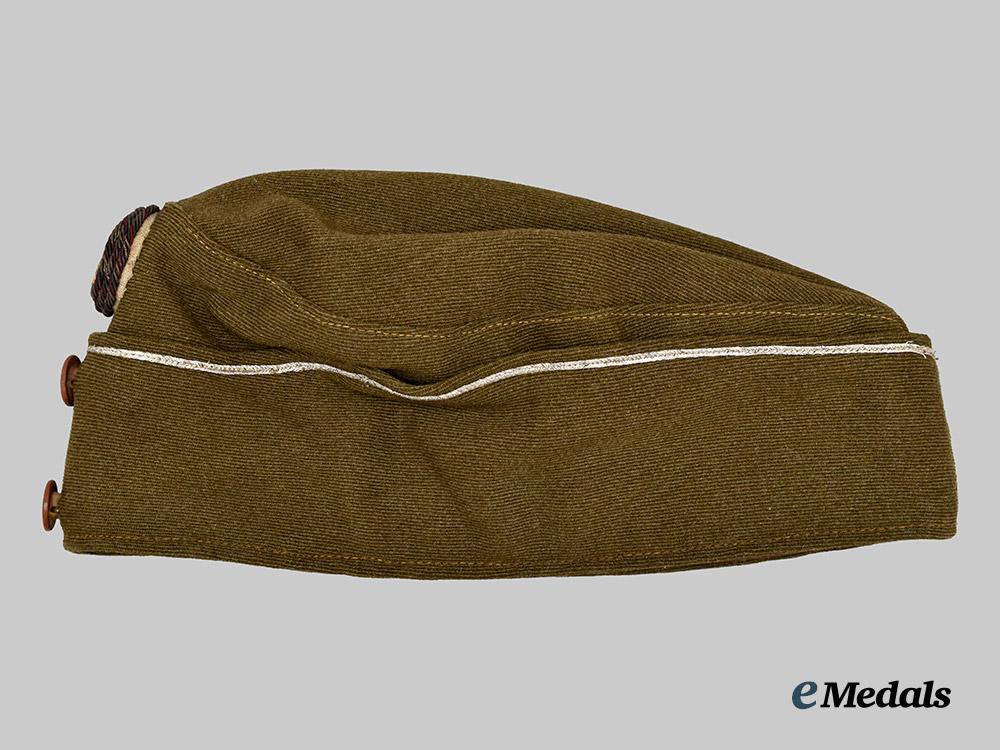 hungary,_kingdom._a_national_association_of_war_disabled,_war_widows_and_war_orphans_official’s_cap,_by_faragó___m_n_c3284