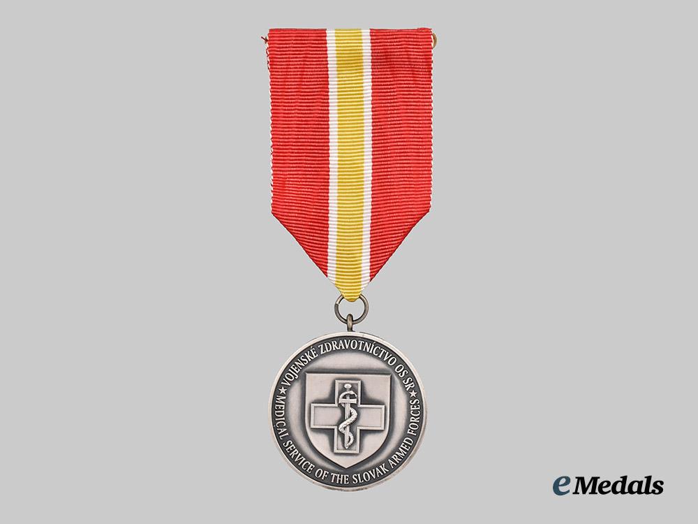 slovakia,_republic._a_medical_services_of_the_slovak_armed_forces_medal,_c.1995___m_n_c3293