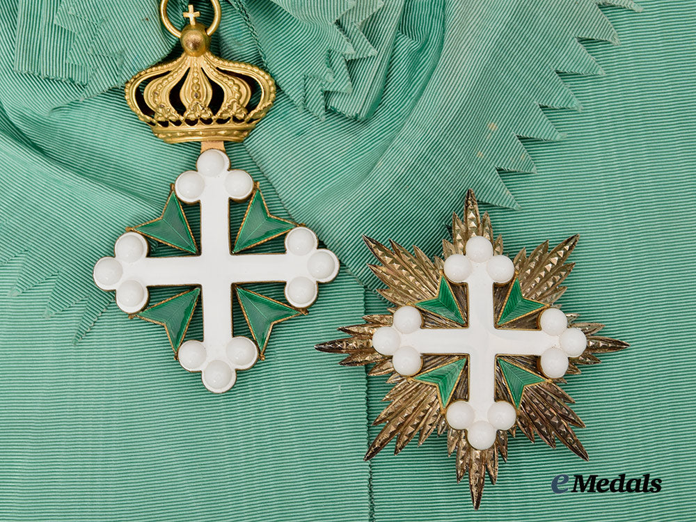 italy,_kingdom._an_order_of_saint_maurice_and_lazarus_grand_cross_set,_c.1916___m_n_c3301