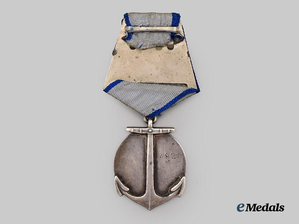 russia,_soviet_union._a_medal_of_ushakov,_wartime_issue___m_n_c3313