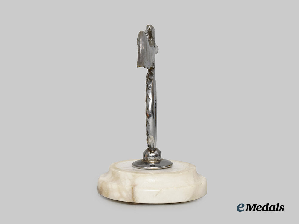 germany,_third_reich._a_patriotic_desk_ornament___m_n_c3347