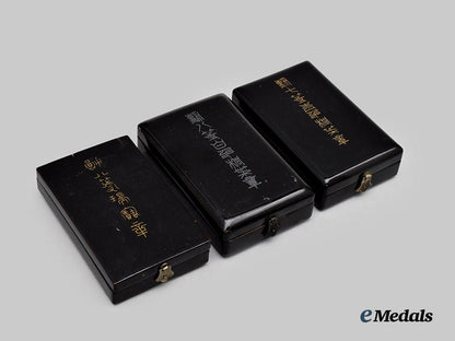 japan,_empire._a_lot_of_three_orders,_cased___m_n_c3351