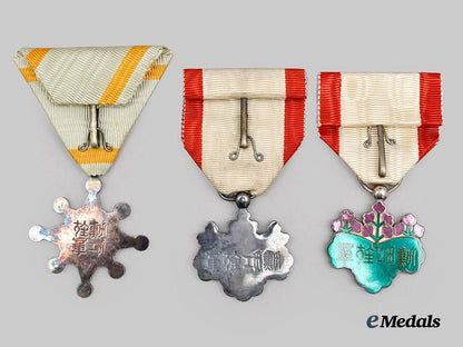 japan,_empire._a_lot_of_three_orders,_cased___m_n_c3357