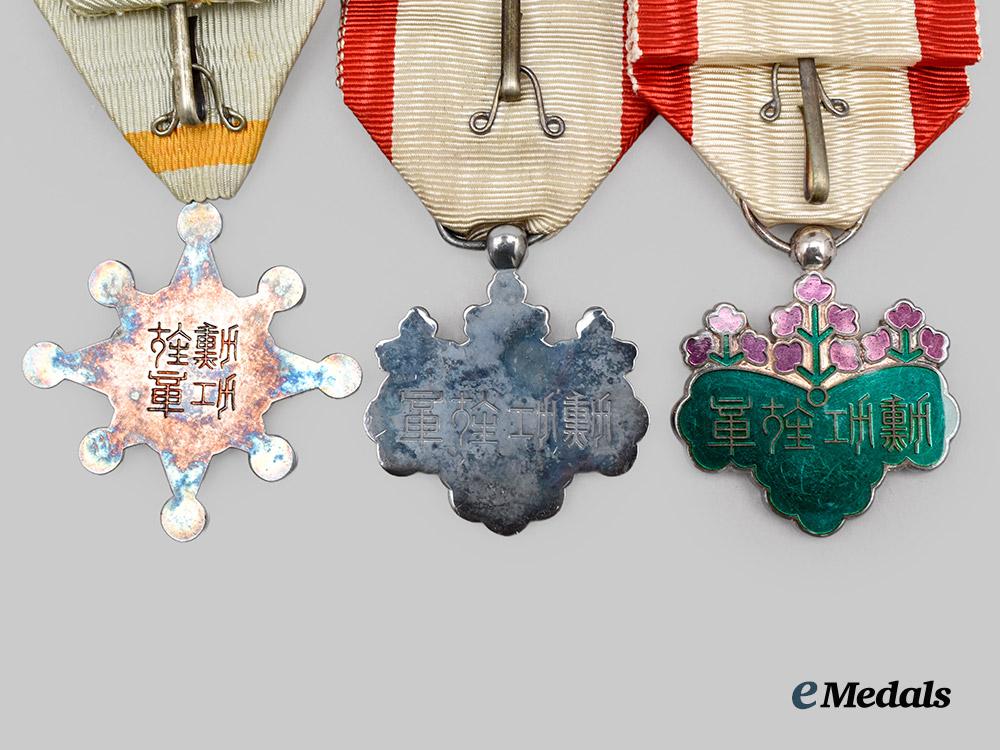 japan,_empire._a_lot_of_three_orders,_cased___m_n_c3359