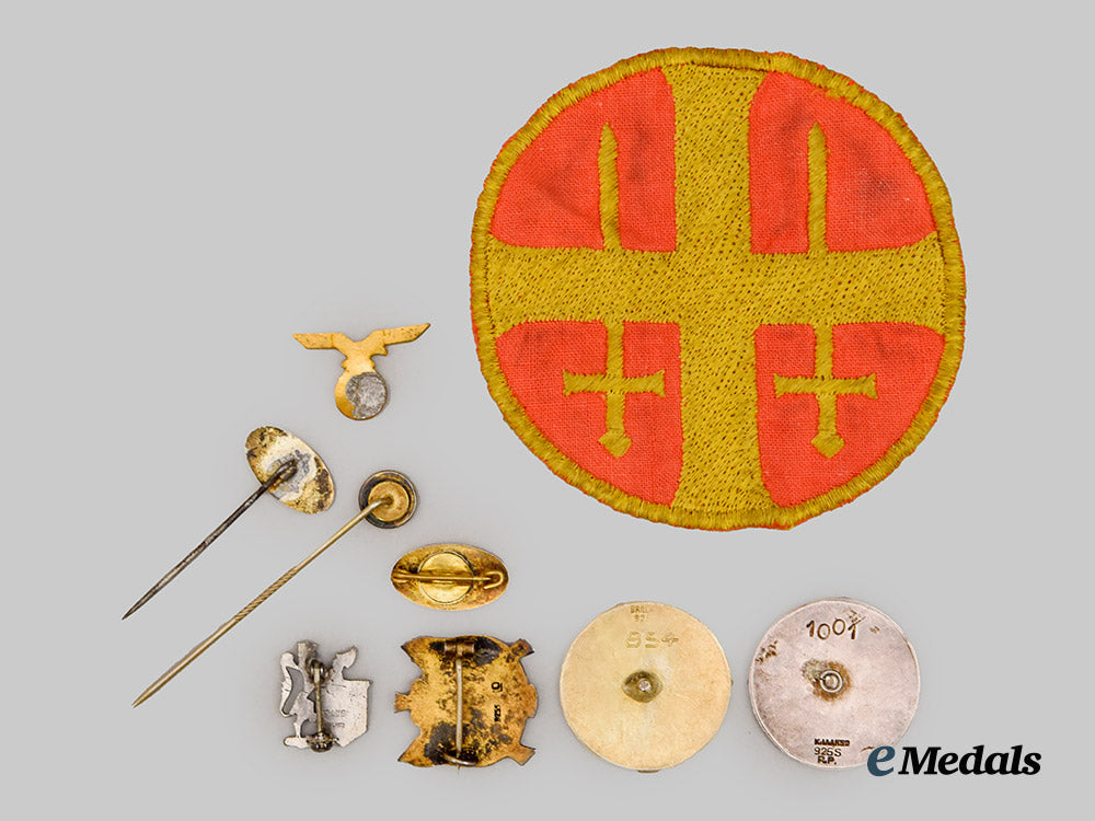 norway,_nasjonal_samling._a_mixed_lot_of_rare_n_s_and_hirden_insignia___m_n_c3372