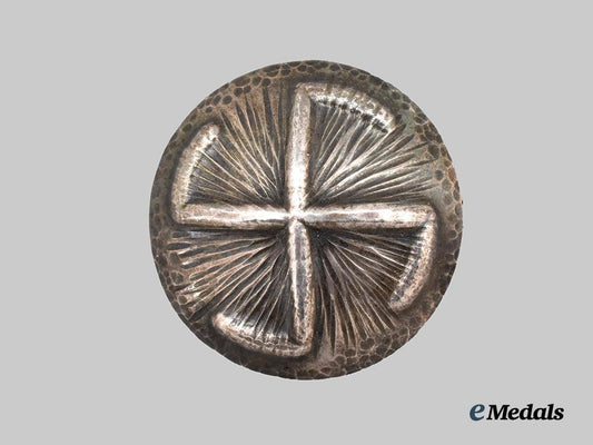 germany,_third_reich._a_germanic_folk_art_swastika_brooch_in_silver___m_n_c3394